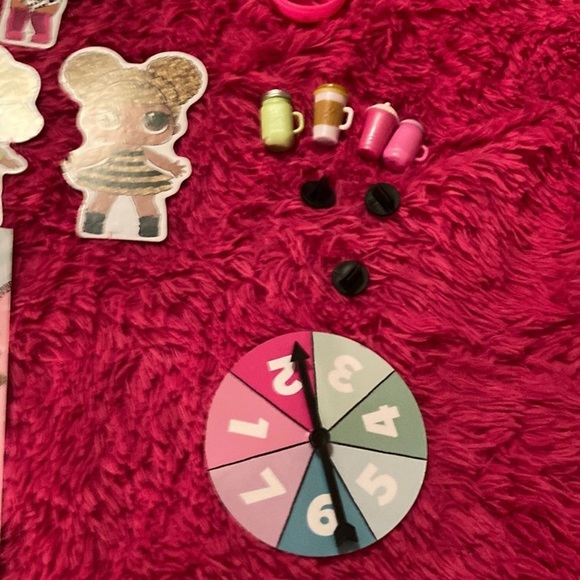 LOL! Surprise 7 Layers of Fun Board Game - Picture 4 of 12